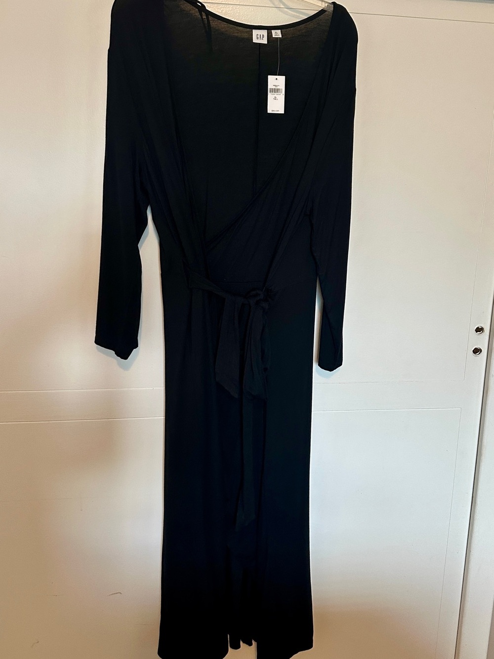 Beautiful Gap wrap dress.